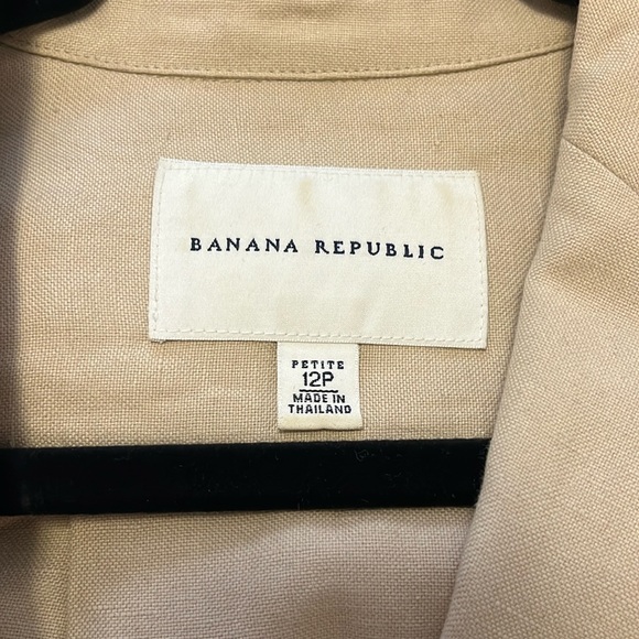 Banana Republic Tan Linen/Silk Short sleeve Blazer size 12P - Picture 4 of 5
